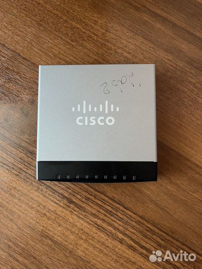 Коммутатор Cisco SG200-08 (8 x RJ45)