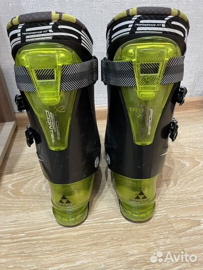Горнолыжные ботинки