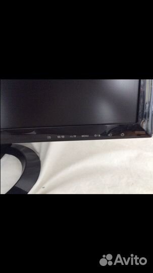 Монитор asus VH228H 22 дюйма б/у в комплекте