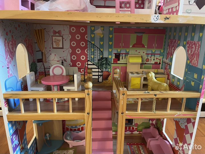 Домик кукольный