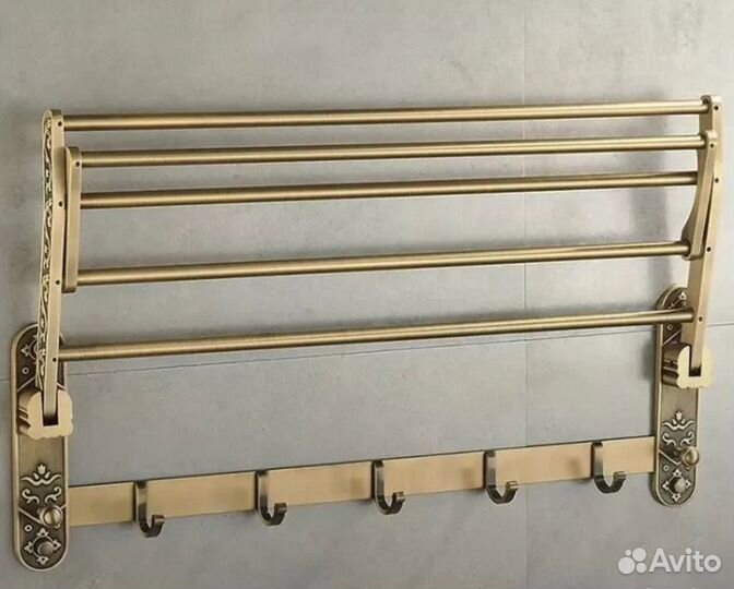 Полка для полотенец в ванну узоры под латунь