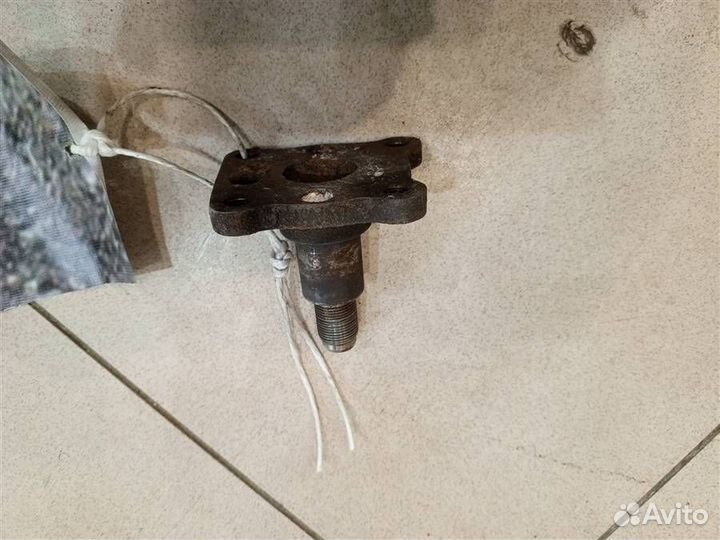 Цапфа Ford Fusion 2002-2012