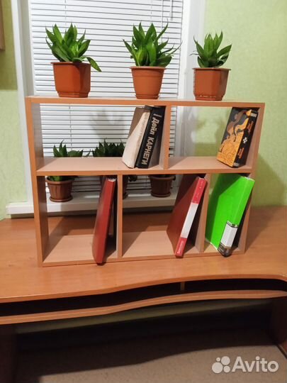 Компьютерный стол (полки-надстройка)