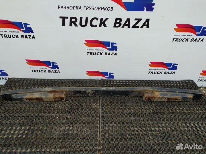 Усилитель переднего бампера Iveco Stralis