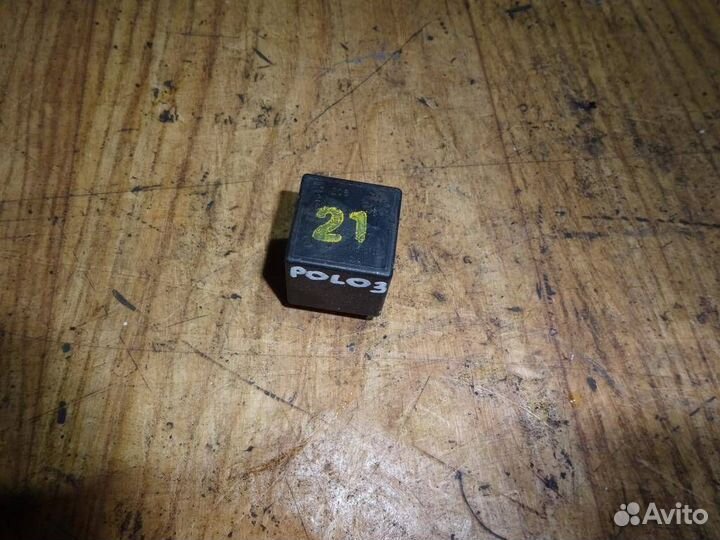 Реле Volkswagen Polo 1994-1999