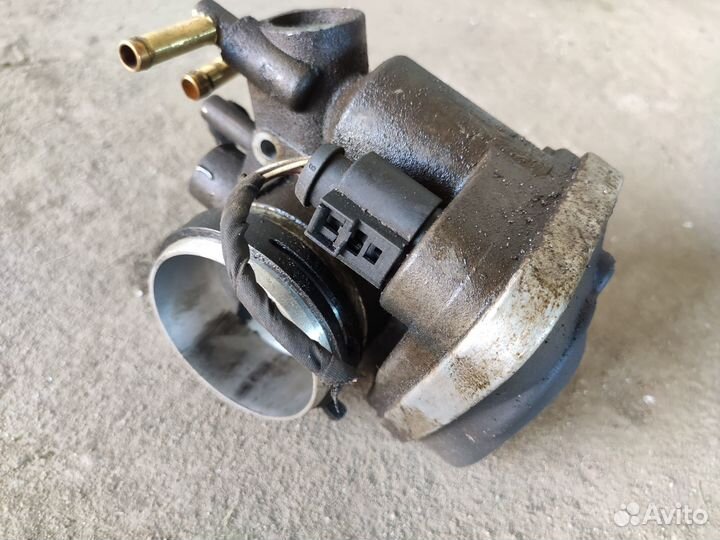 Дроссельная заслонка 1,6 BSE Octavia A5 2012