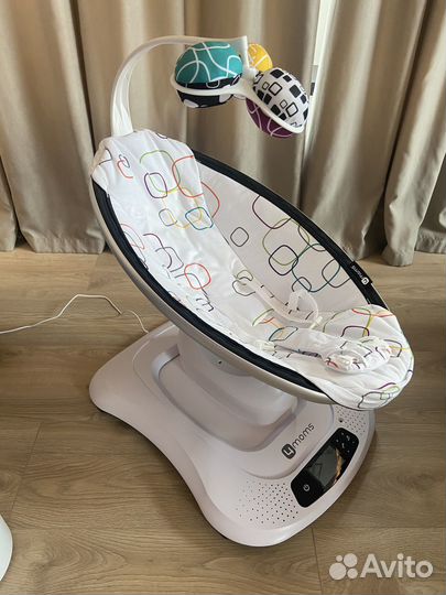 Продам электрокачели для новорожденного 4moms