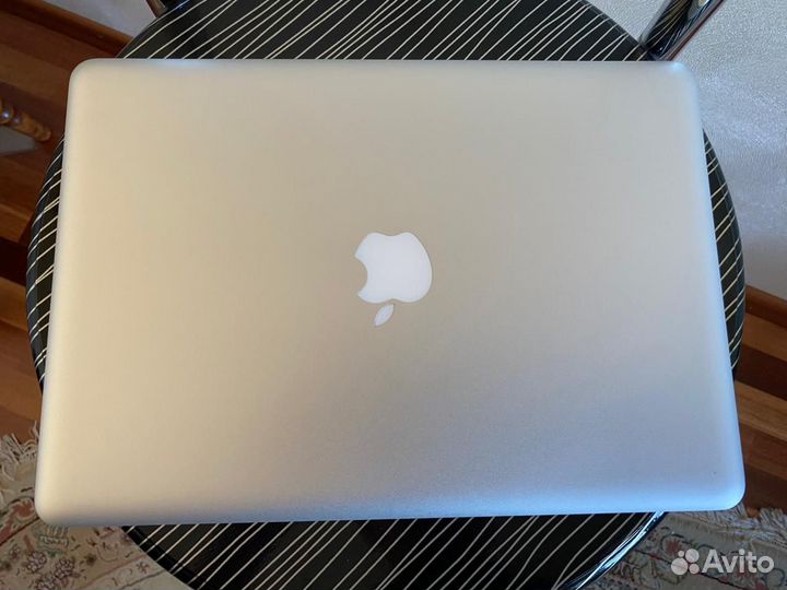 Apple macbook pro 2011