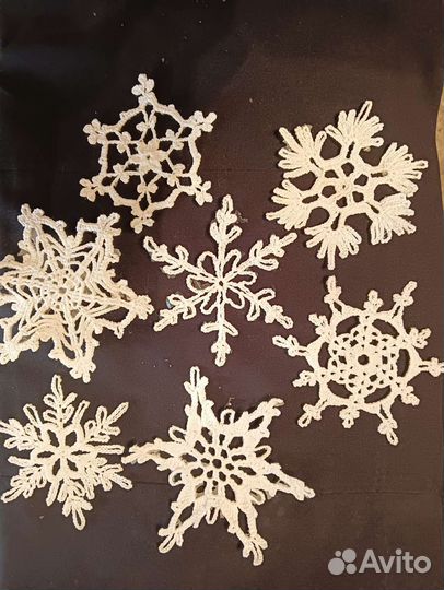 Снежинки ручной работы
