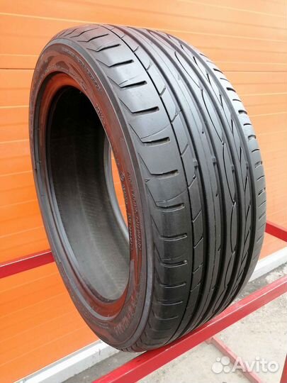 Yokohama Advan Sport V103 245/45 R18 98L