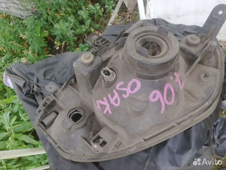 Фара правая Mitsubishi Mirage Dingo