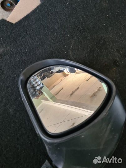 Зеркало заднего вида боковое левое Peugeot 308