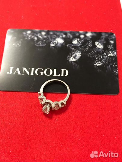 Золотое кольцо с бриллиантами