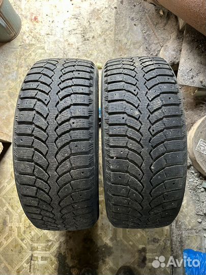 Hankook Winter I'Pike RS2 W429 215/55 R17 98T