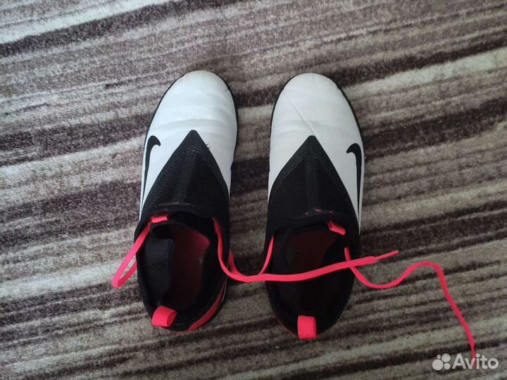 Сороконожки nike phantom 36 размер