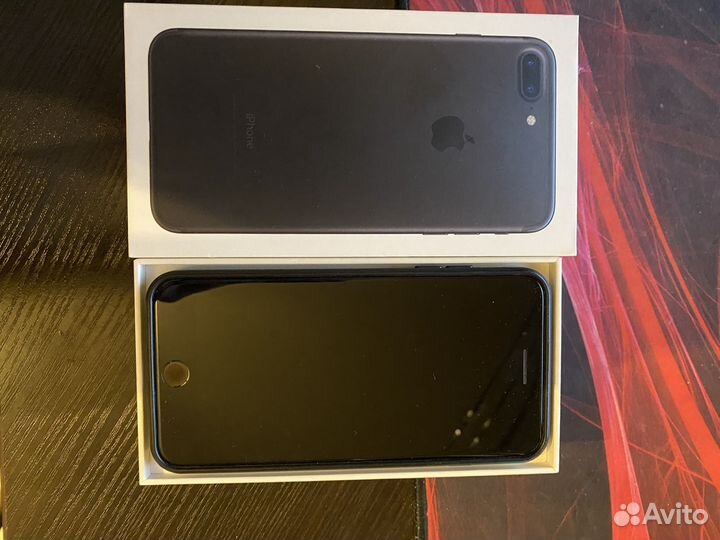 Телефон iPhone 7 plus 32GB