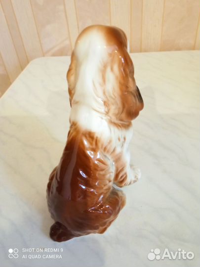 Фарфоровая собачка