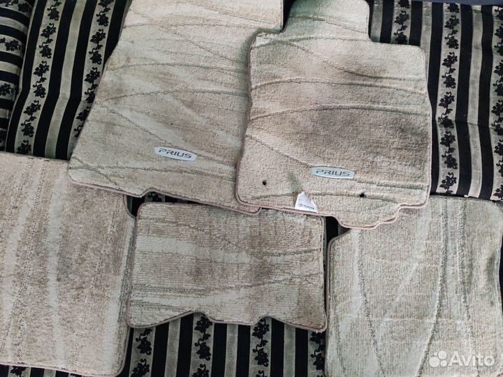 Коврики заводские Тайота приус 20