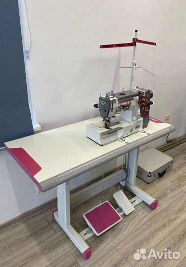 Плоскошовная (распошивальная) машина