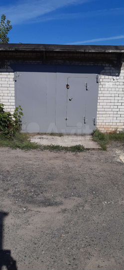 Гараж, > 30 м²