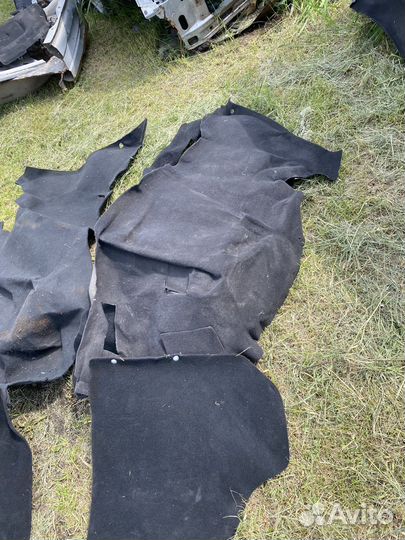 Ковролин багажника приора