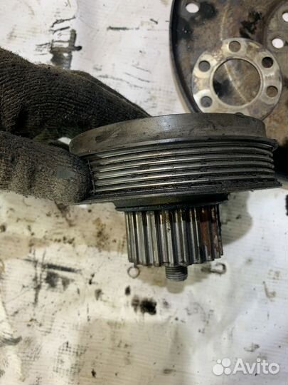 Шкив коленвала Volkswagen Sharan