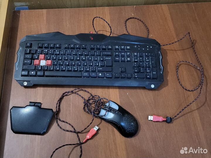 Игровая клавиатура с мышкой