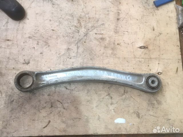 Volkswagen touareg рычаг задний левый