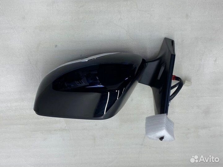 Зеркало заднего вида переднее левое Toyota