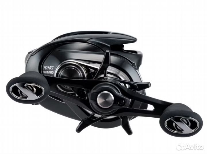 Shimano 24 Metanium DC 71 / 71HG / 71XG (left)