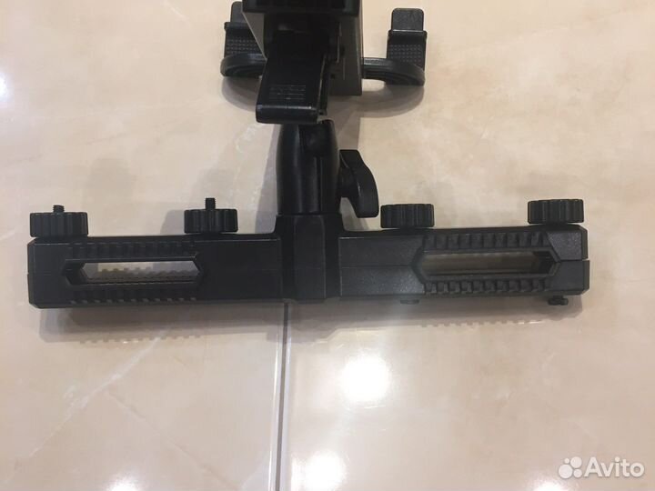 Держатель для планшета в подголовник gmini