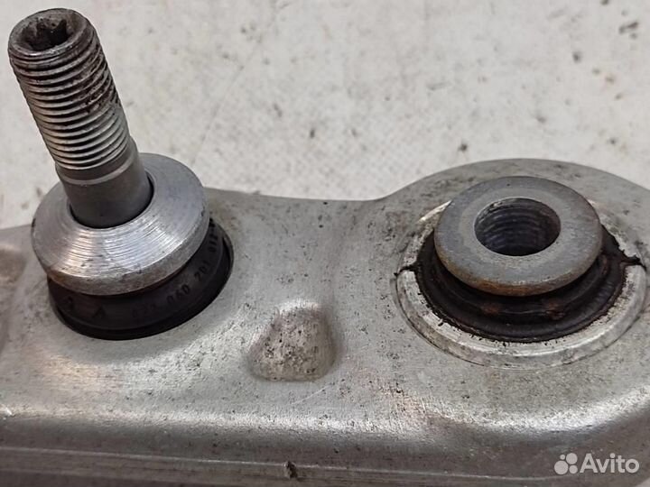 Рычаг передний нижний правый w205 C-class 274.9