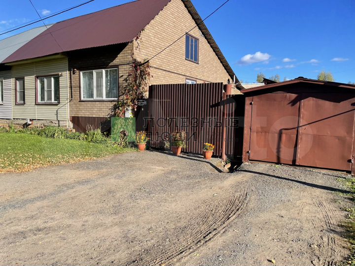 Таунхаус 100 м² на участке 8 сот.