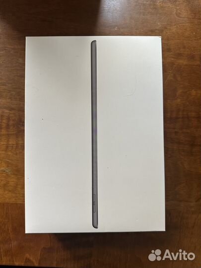 iPad (7го поколения) 32 гб Wi-Fi