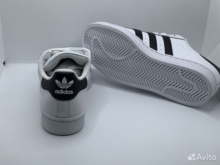 Adidas superstar белые