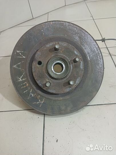 Кулак поворотный передний правый Nissan Qashqai I