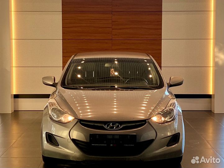 Hyundai Elantra 1.6 МТ, 2011, 260 000 км