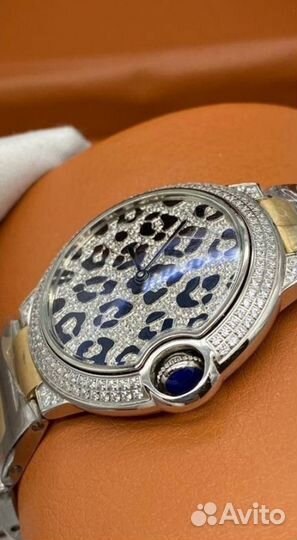 Женские часы Cartier Ballon Blue de Cartier