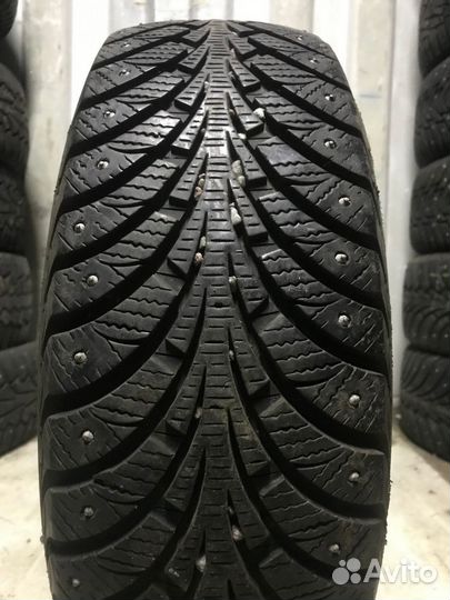 Goodyear UltraGrip Extreme 195/65 R15 108K