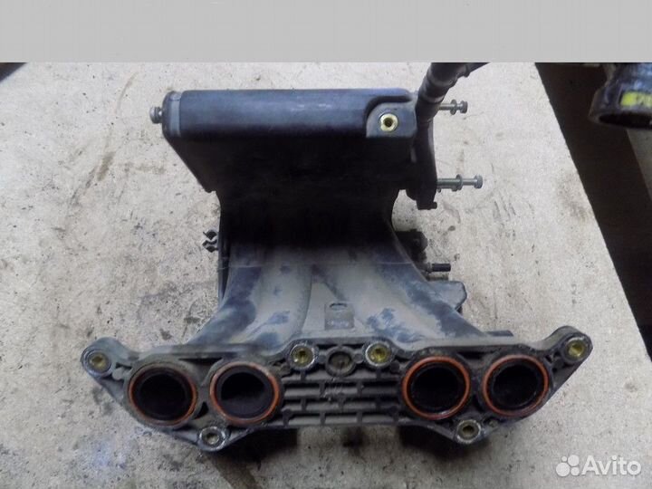 Коллектор впускной 206 1998-2012