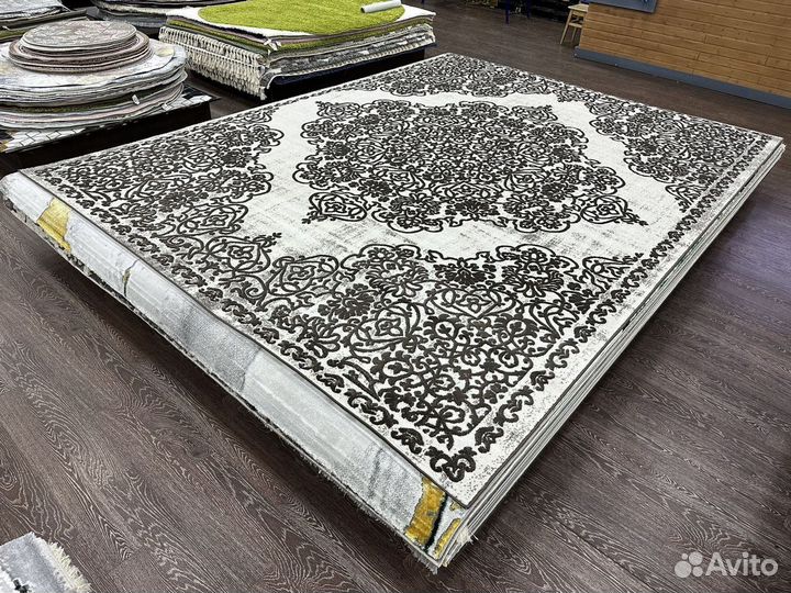 Ковер 3х4 новый классический, бежевый