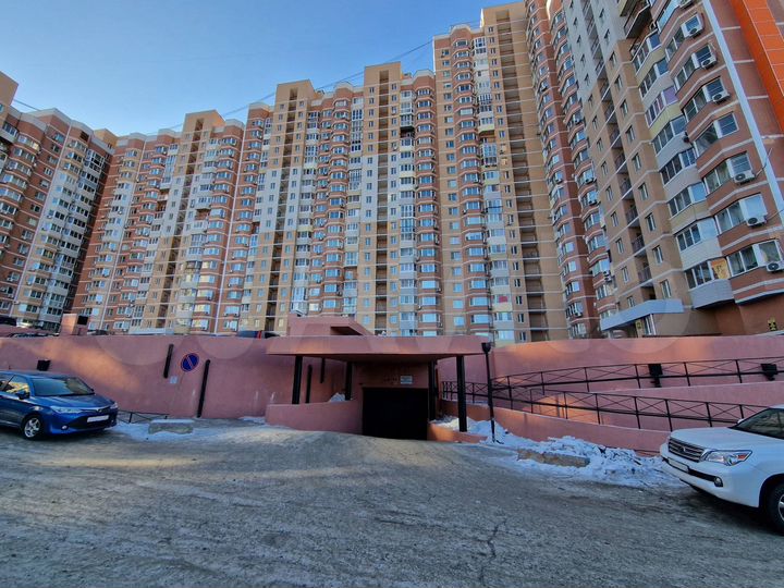 Машиноместо, 18 м²
