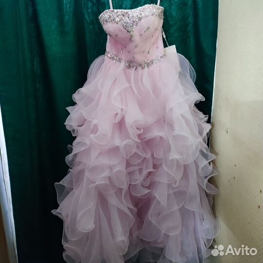 Вечернее,Новое платье.42р