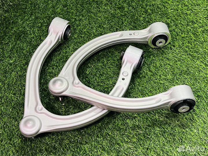 Верхний рычаг MB W221 A2213308907/A2213309007