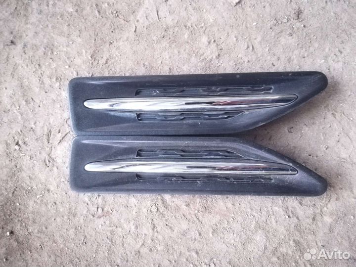 Накладка молдинг переднего крыла Kia Rio 3