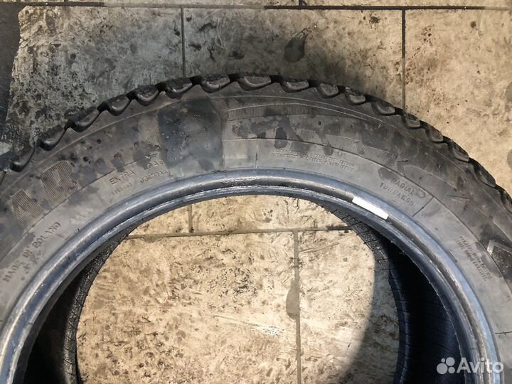 Goodyear Ultragrip Ice Arctic 215/55 R17 98T