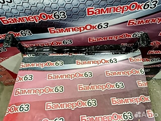 Кронштейн радиатора нижний Ford Focus BK 2011