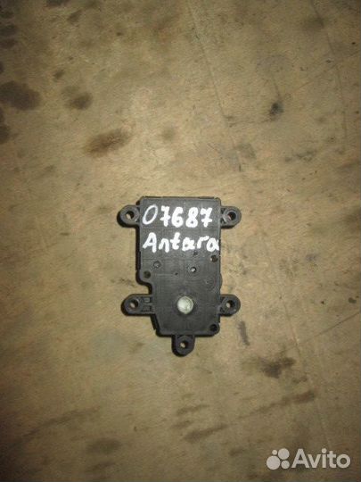Моторчик заслонки отопителя Opel Antara 2006-2011
