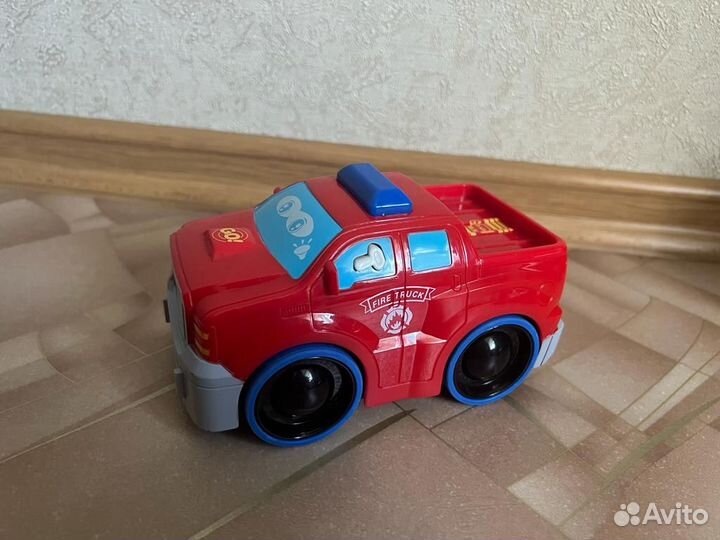 Игрушка машинка пожарная