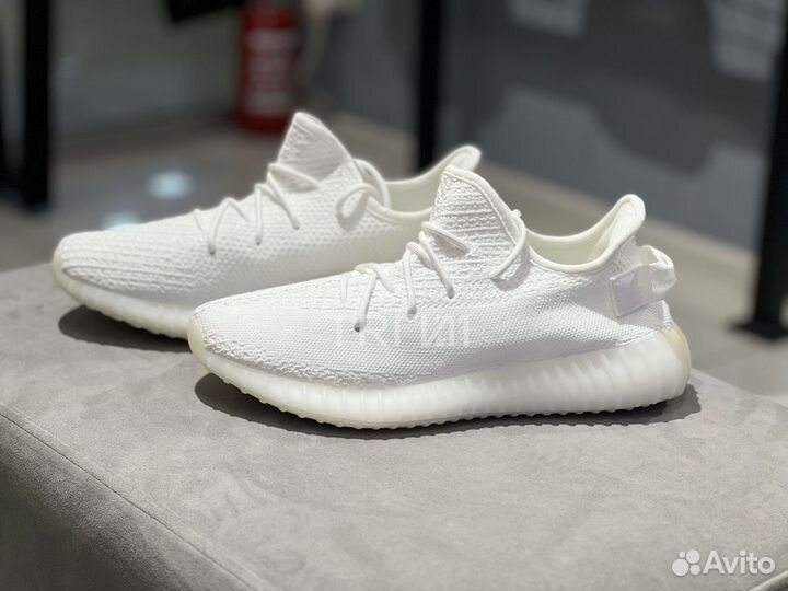 Кроссовки Adidas Yeezy Boost 350 Triple White